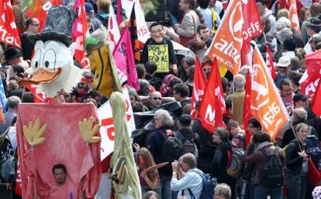 Frankfurt sees 20,000 protest austerity
