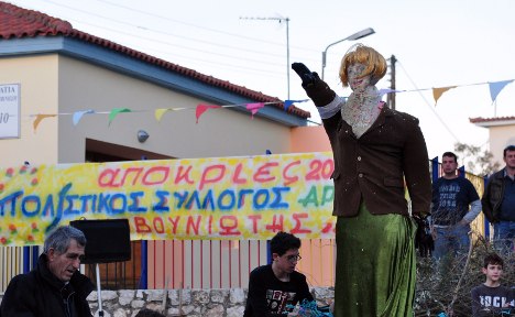 Greeks rail against ‘crude’ German editorial