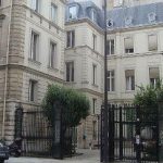 Man with fire extinguisher attacks Hollande HQ