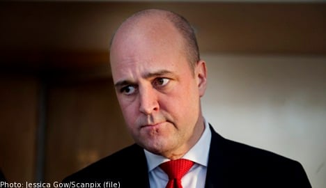 Prime Minister Reinfeldt files for divorce