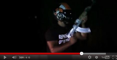 Uproar over Kalashnikovs in French rap video
