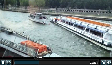 Chinese tourist rescued in Seine