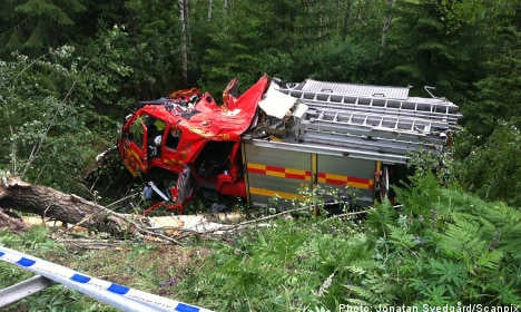Firefighters dead after truck plunges into ravine