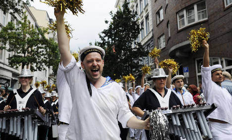 Hamburg Pride parade attracts 300,000