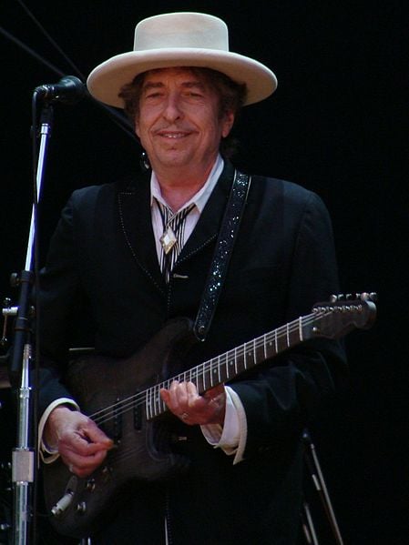 Bob Dylan, 71, Musician, singer-songwriter, poet.<br>Known for: His extensive backlist of music and his autobiography, Chronicles: Volume One (2004). Louise Nordstrom, Fox News: "American singer-songwriter Bob Dylan — an outsider whose name appears in the Nobel buzz every year though the committee has never given the prize to a musician — placing fourth at 10/1." Data is from Ladbrokes.Photo: Diario de un pixel/Flickr