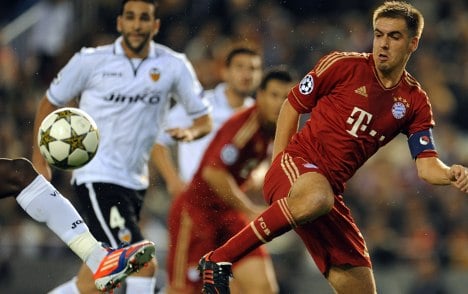 Bayern get just enough from Valencia draw