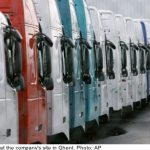 Renault sheds shares in Sweden’s Volvo Trucks