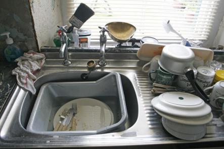 Diska<br>Another similar one. To Diska is to “do the dishes”. Lazy, lazy English. People have such an aversion to doing the dishes that they never even bothered making a verb for the act. To clean up after dinner? To wash the dishes? Very poor form, English.Photo: Alan Cleaver/Flickr (file)