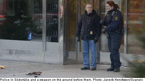 Swedish police shoot jewel thief in the head