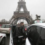French taxi strike causes traffic chaos