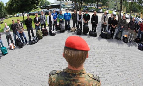 A third of volunteer military recruits drop out