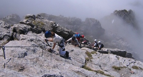 Alpine club warns of climbing gear recalls