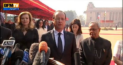 Video: Hollande's English speech grabs headlines