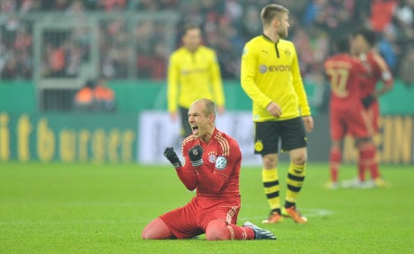 Bayern top dog after downing Dortmund