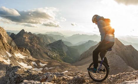 German student takes unicycling to the extreme