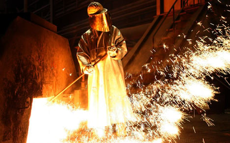 Metalworkers' union pushes for pay rise