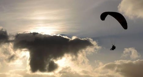 Swiss paraglider's grisly vineyard death probed