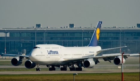 Lufthansa cuts flights and services to Berlin