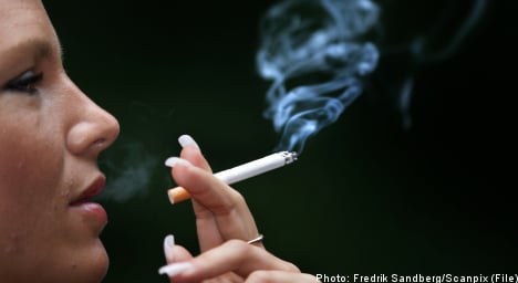 Sweden eyes smoking ban in parks and cars