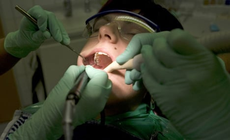 Rogue dentist barred after 20-tooth incident