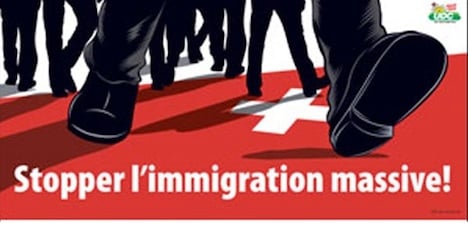 Swiss clamp  down on EU worker permits