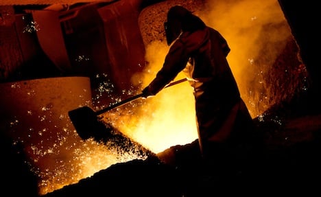 Pay deal for metal workers averts strike