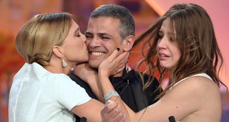 Lesbian love story wins Cannes Palme d'Or