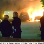 Youths burn 100 cars in north Stockholm riots
