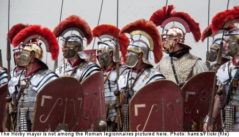 Mural depicting mayor as Roman soldier unveiled