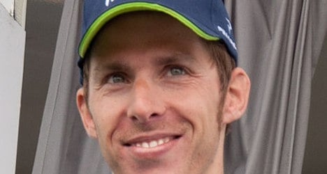 Defending champ closes gap on Swiss tour leader
