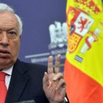 Spain’s foreign minister slams Greek TV closures
