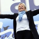 French far-right as popular as major parties