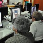 Internet connections hit elderly hurdle in Spain