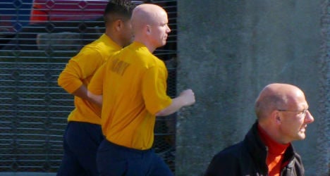 Bald running race raises hairless pride in Spain