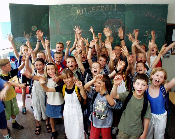 Hitzefrei<br>Unfortunately for those with jobs, this doesn't apply. But when temperatures reach a certain level, children are let off school to enjoy the sunshine. Lucky them! Photo: DPA
