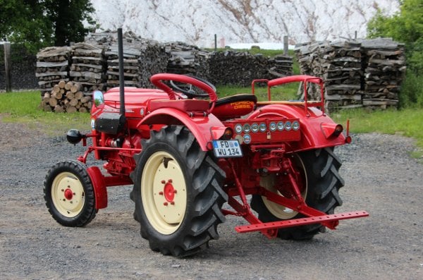 How much character can an old tractor have?Photo: DPA