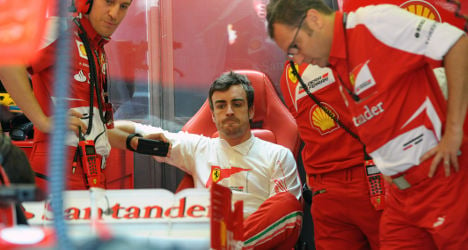 Fernando Alonso laughs off Red Bull rumours