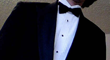 Italian thief dons tuxedo for armed heists