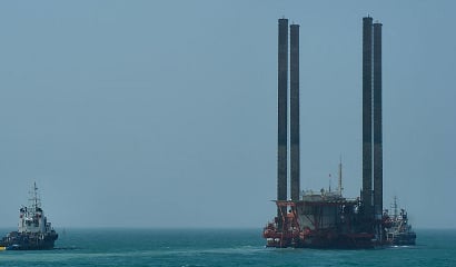 One missing after Italian oil rig sinks