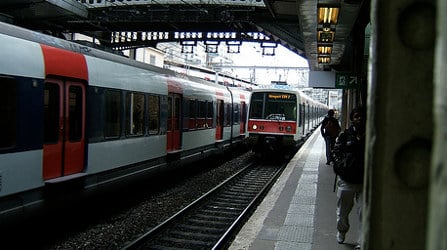 Paris train delayed as driver takes wrong line