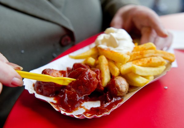 Why you should<br>2) They know the best fastfood outlets. Be it a currywürst, doner kebab or a burger joint, German cities are full of great takeaway restaurants. Now you will have a guide to take you there.  Photo: DPA