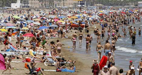 Tourist numbers in Spain 'highest since 1995'