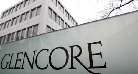 Glencore Xstrata to pay dividend despite loss