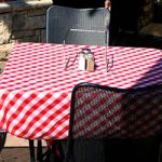A red and white checkered tablecloth is not Italian. In Italy they should be taken as warning signs of a tourist trap.Photo: Aaron Charlton/Flickr