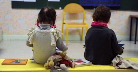 'French kids' discipline not down to spanking'