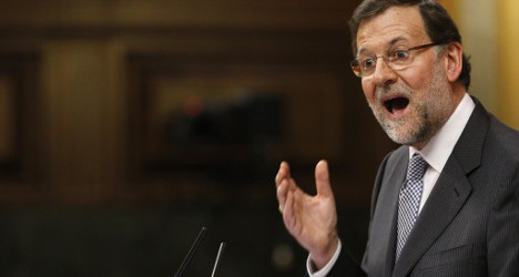Spain's record debt to keep climbing until 2015