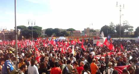 Thousands rally against austerity in Rome