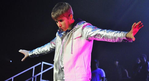 Woman on trial for 12m Justin Bieber fraud