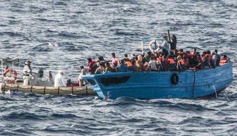 Phone call to Paris saves migrants stranded in Med