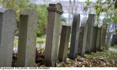Man shot in Swedish cemetery attack